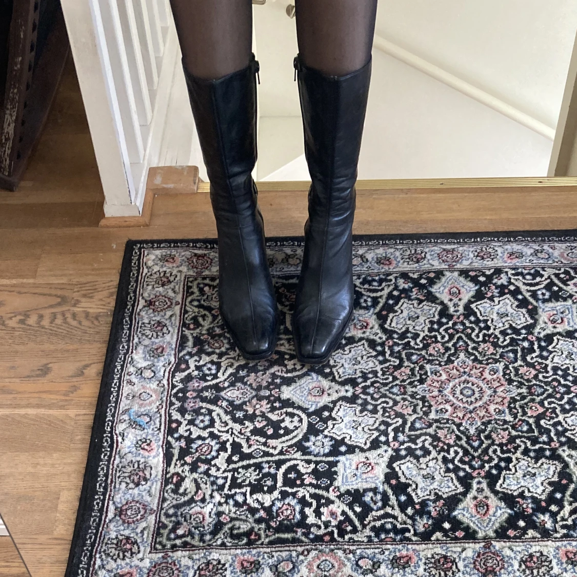 Läderstövlar med klack - 91