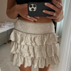 Kjol - Snygg o unik kjol från indiska!! Nypris: 499kr, kom med prisförslag!!!!💕💕💗