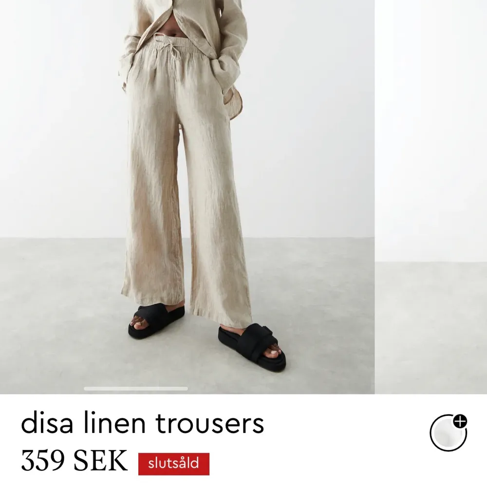 Säljer dessa helt nya linnebyxorna från Ginatricot som har lapparna kvar och aldrig använda, köpare står för frakt 66kr . Jeans & Byxor.