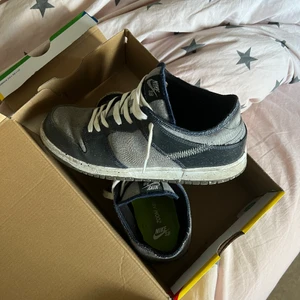Nike SB dunk low crater  - Säljer mina dunks. De är lite använda men är fräscha.