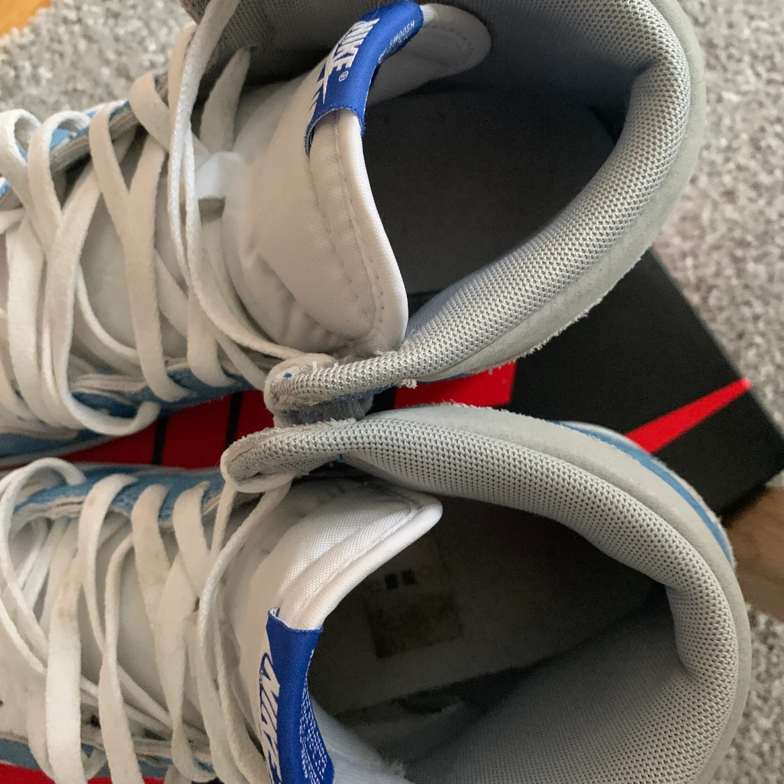 Jordan 1 Hyper royal - 91