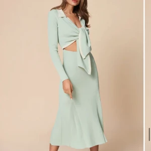 Adoore klänning  - Superfin klänning adoore, säljer pga för stor ☹️