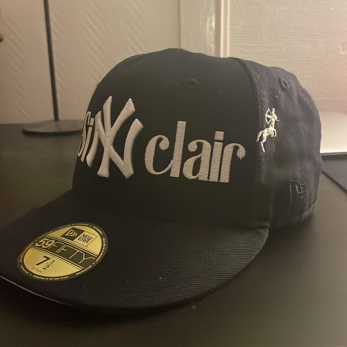 Sinclair fitted kepps  - 90