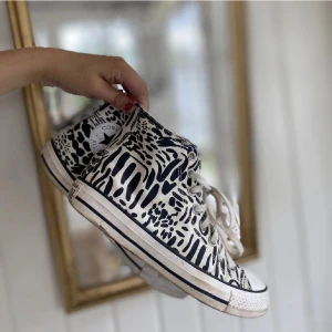 Converse - Använda Max 5 ggr köptes för 1000 kr