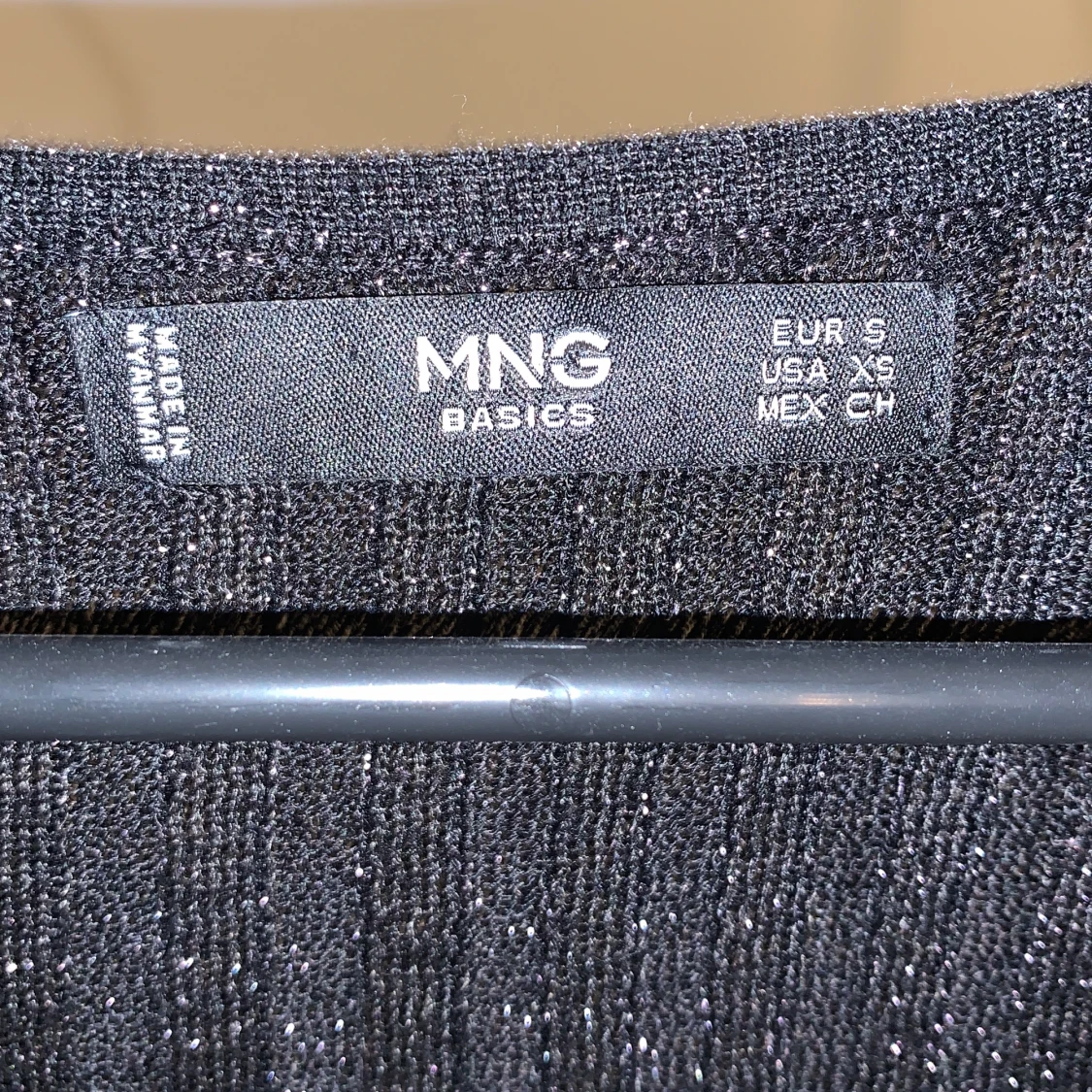 Festlig top i svart (storlek S) - 91