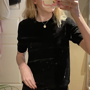 Topp - Säljer pga av att den inte används (oanvänd) Storlek Xs men skulle säga att det passar S också❤️