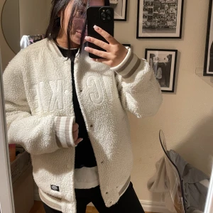 Dickies jacket - Säljer denna snygga dickies jackan i storlek medium😍 