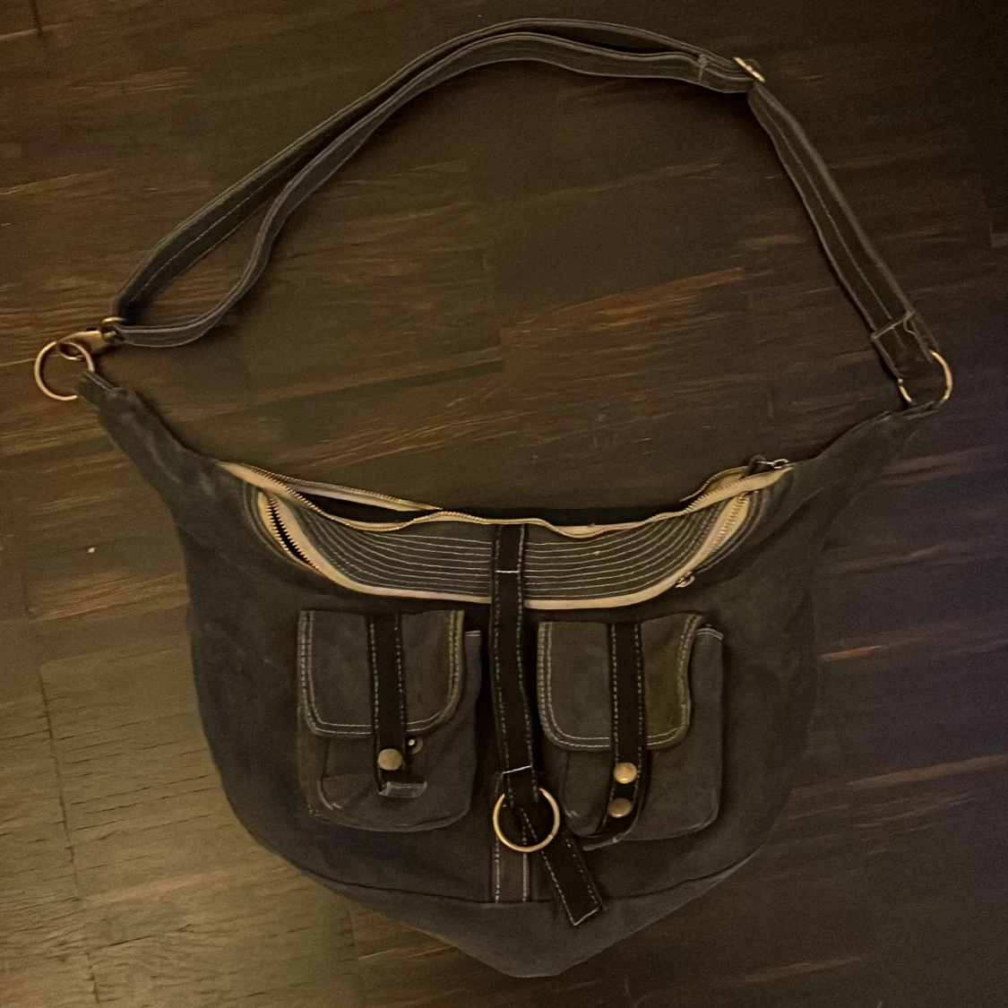 Snygg skolväska / crossbody bag