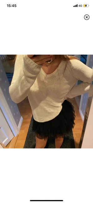 Stickad tröja - En fin stickad tröja i strl M🥰