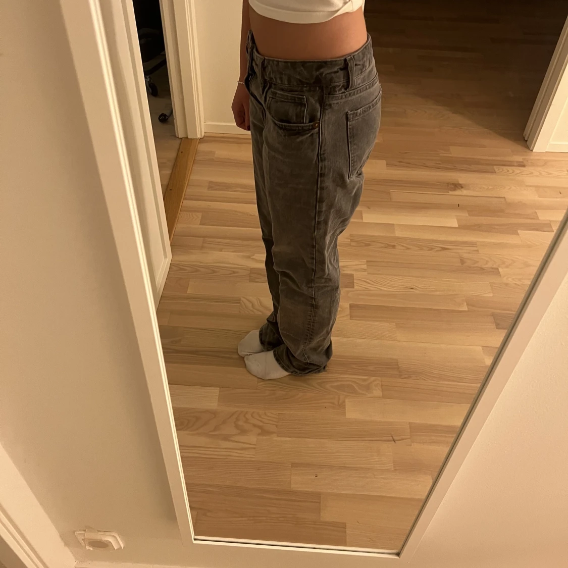 Zara low rise jeans - 90