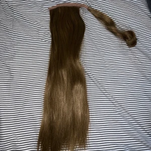 Löshår - Använt en gång, från Lullabellz. Bra kvalitet!  