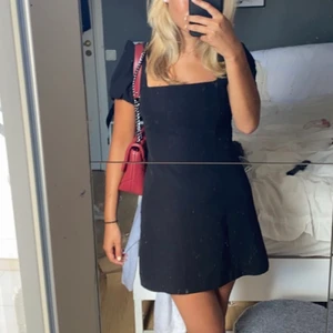 Klänning zara - Klänning från zara köpt förra året 