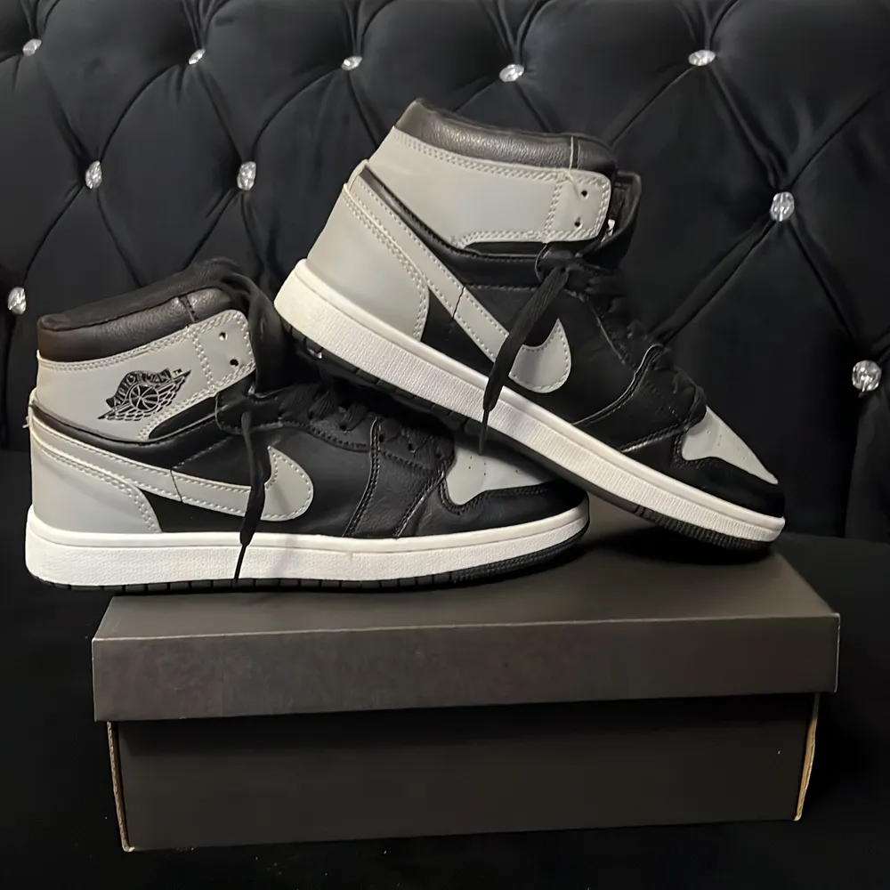 Air Jordan 1 Mid helt nya skor. Skor.