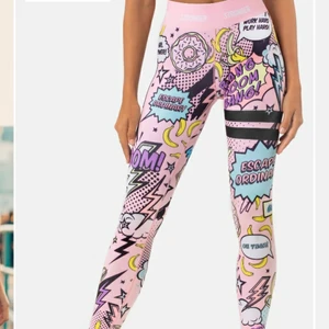 Strobgerbyxor storlek S - Stronger tights i storlek S  Bara använt ett fåtal gånger så nästan inte slitna alls! Säljer för 170 kr då jag köpte dom för 699 kr💞   180kr + frakt (39kr)