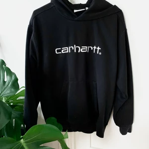 Carthartt hoodie XS - Sparsamt använd hoodie från Carthartt. Nypris: 1099:-