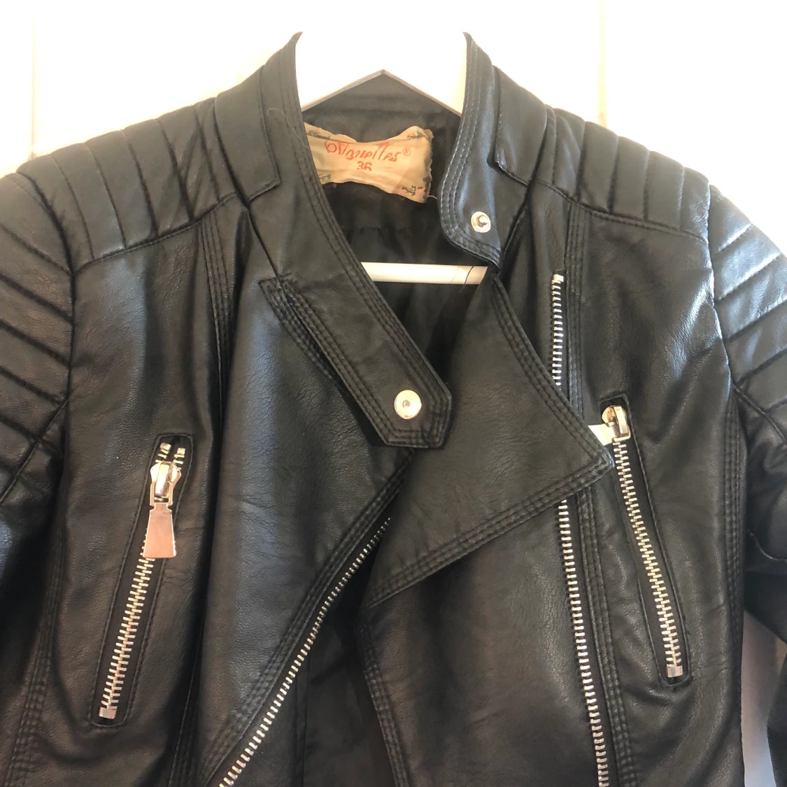 Fuskskinn jacka - 90