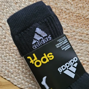 Strumpor Adidas sport 3 par 39-42 - Svarta strumpor Adidas 3 st stl.38-42. Nya!