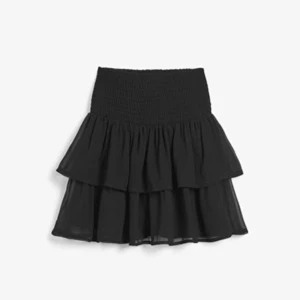 Kjol - Säljer min fina kjol från shein! Den kommer tyvärr inte längre till användning längre, helt okej skick❤️‍🔥❤️‍🔥 