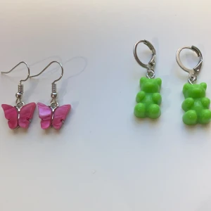 Två pack örhängen  - Två pack örhängen 