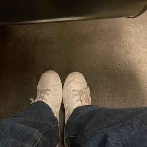 Snygga fräscha Adidas skor - Använda 1 gång.