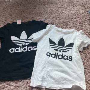 2tröjer - Säljer 2 adidas 
