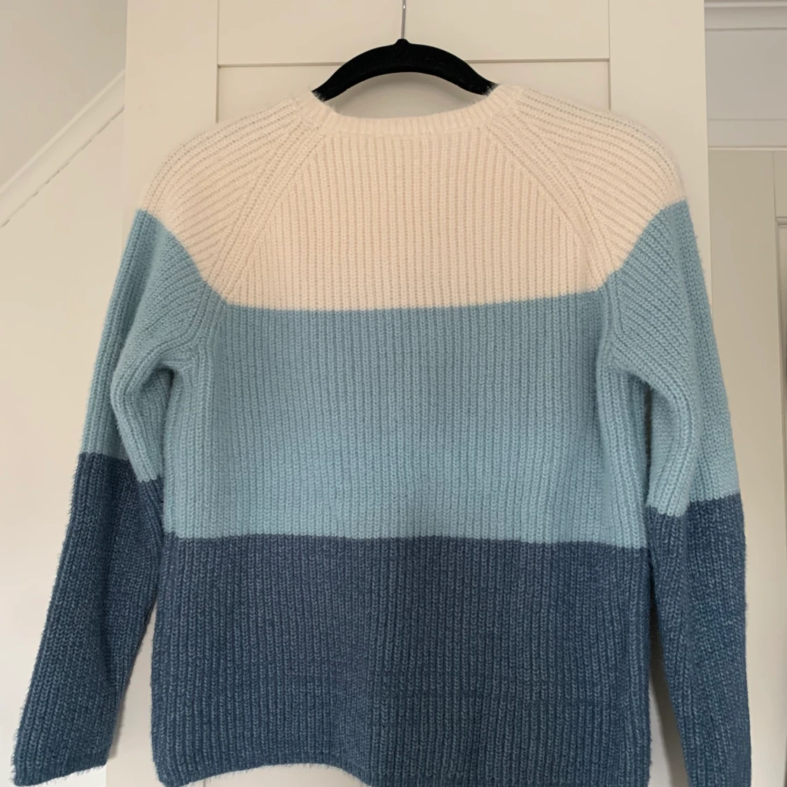 Stickad tröja  - 90