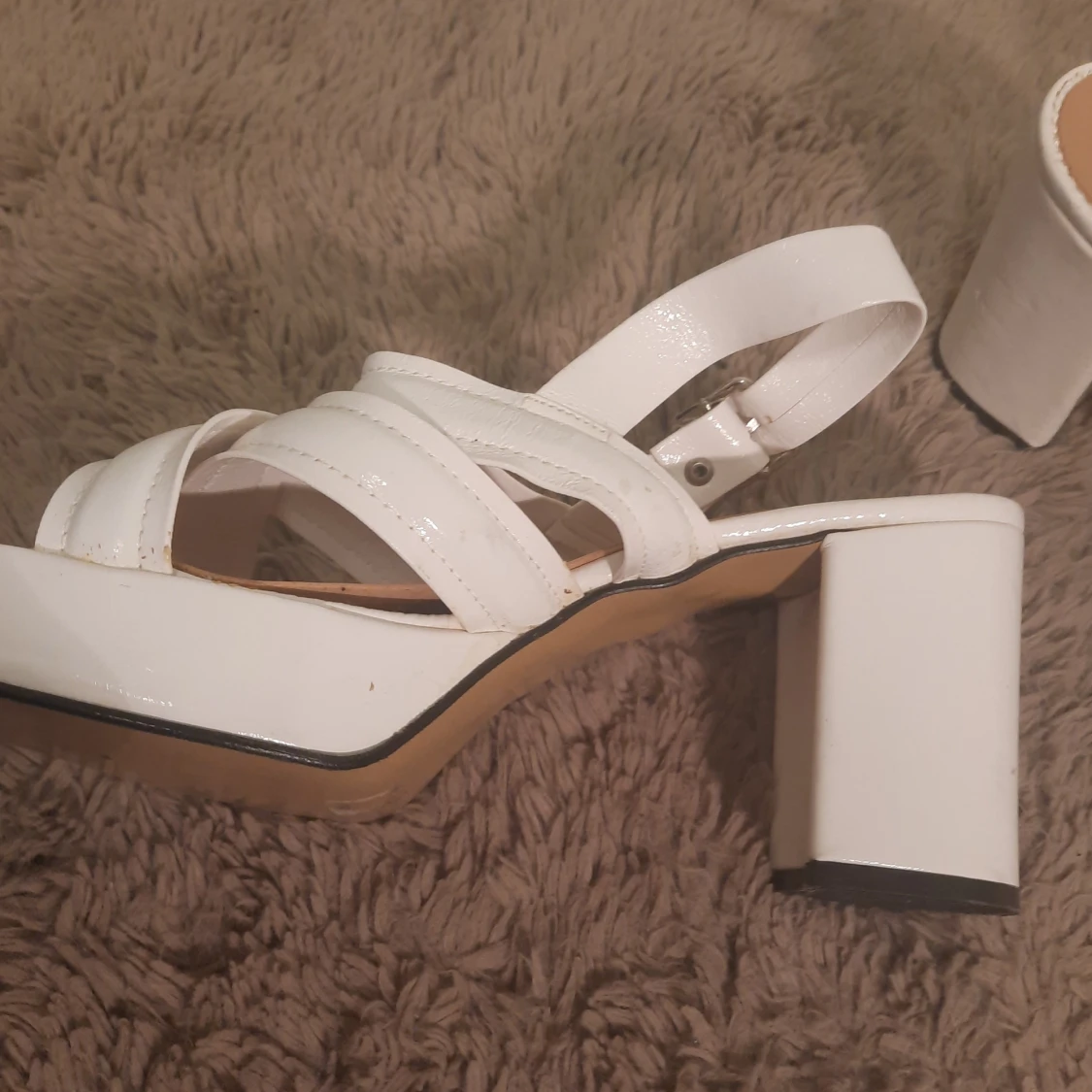 Drömlika vita skor - 90