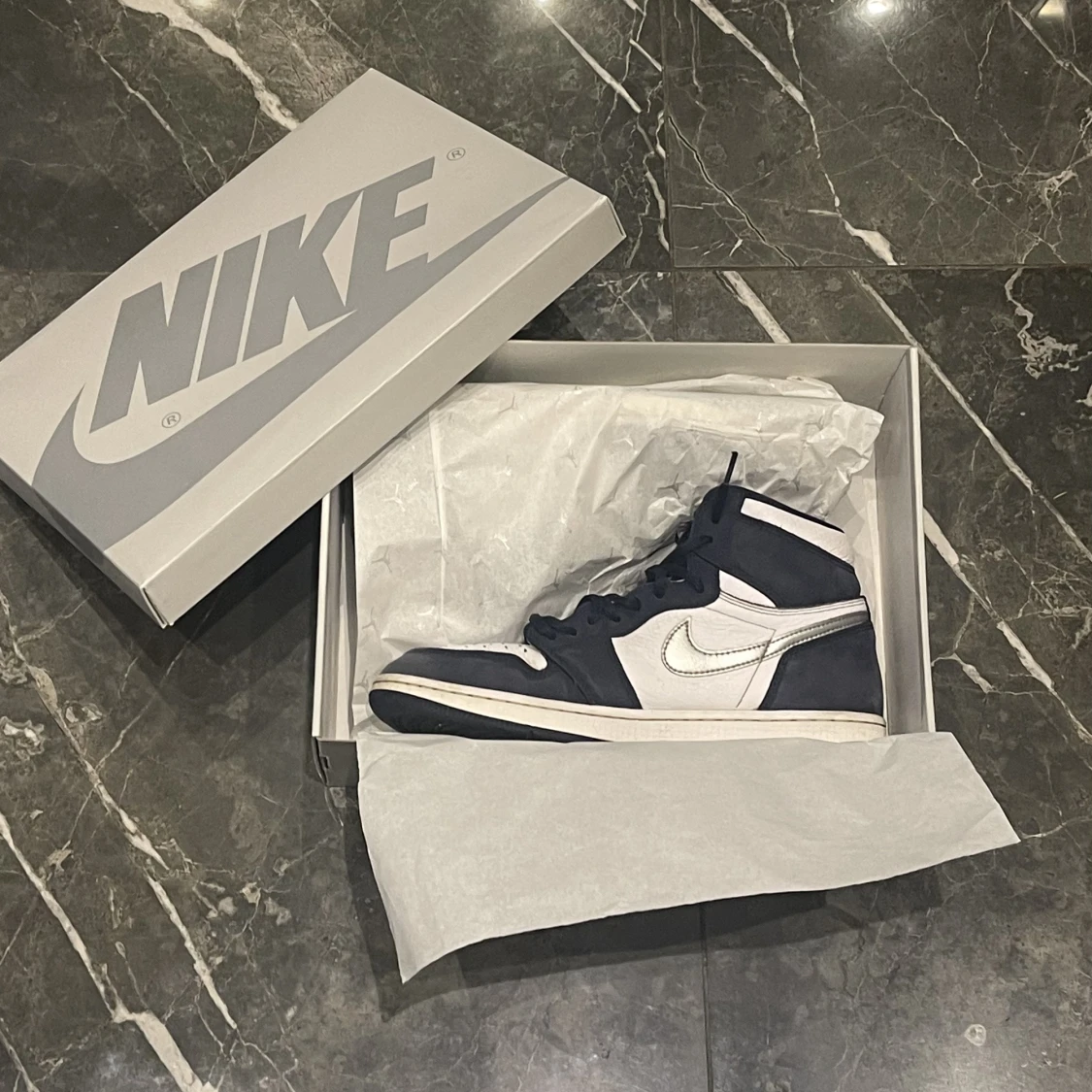 Jordan 1 high midnight navy