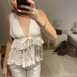 Sommartopp  - Jättesöt top från asos. Använd 1 gång. 