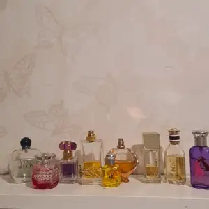 Välj vilken parfym du vill ha så säljer jag de billigt!