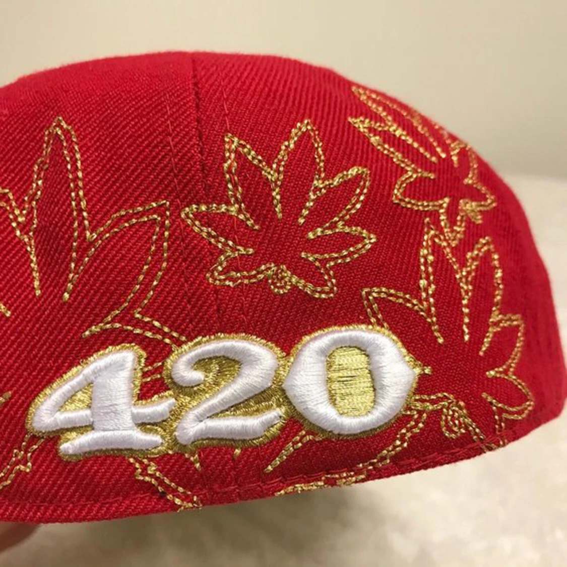 Kanadensiska broderi Kepsar  - 90