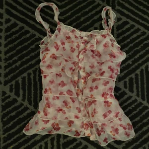 Pink bomb! - Rosa med ros blad 💗