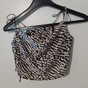 Söt topp - Animalprint topp