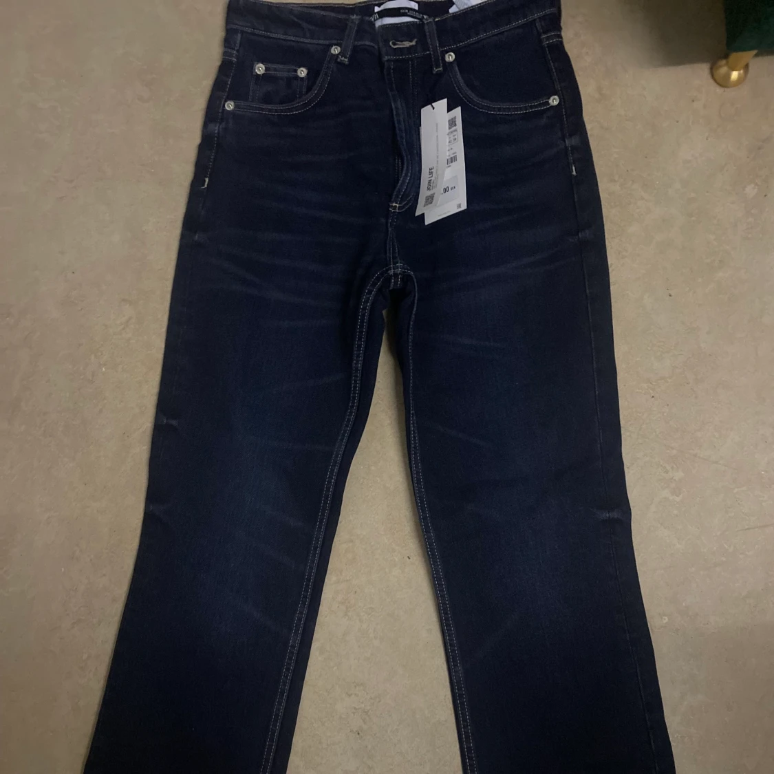 Jeans storlek 38