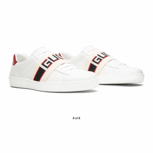 Gucci sneakers  - Gucci sneakers köpt i miami i 2018!! Använda en gång typ 2 år sen men dem e för stora 