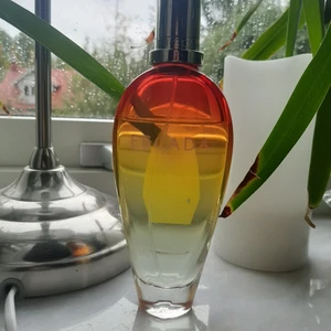 Escada rockin rio 100 ml - Mängd enligt bild