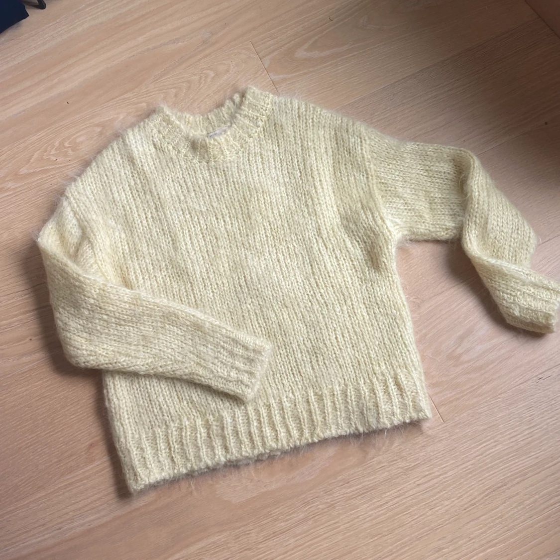 Mohair stickad tröja 