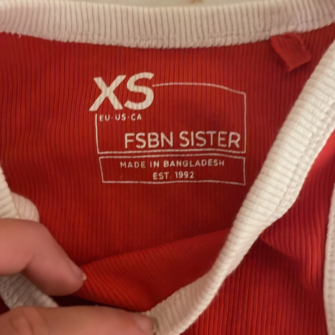 Säljer denna röda fina Coop-top  - 90