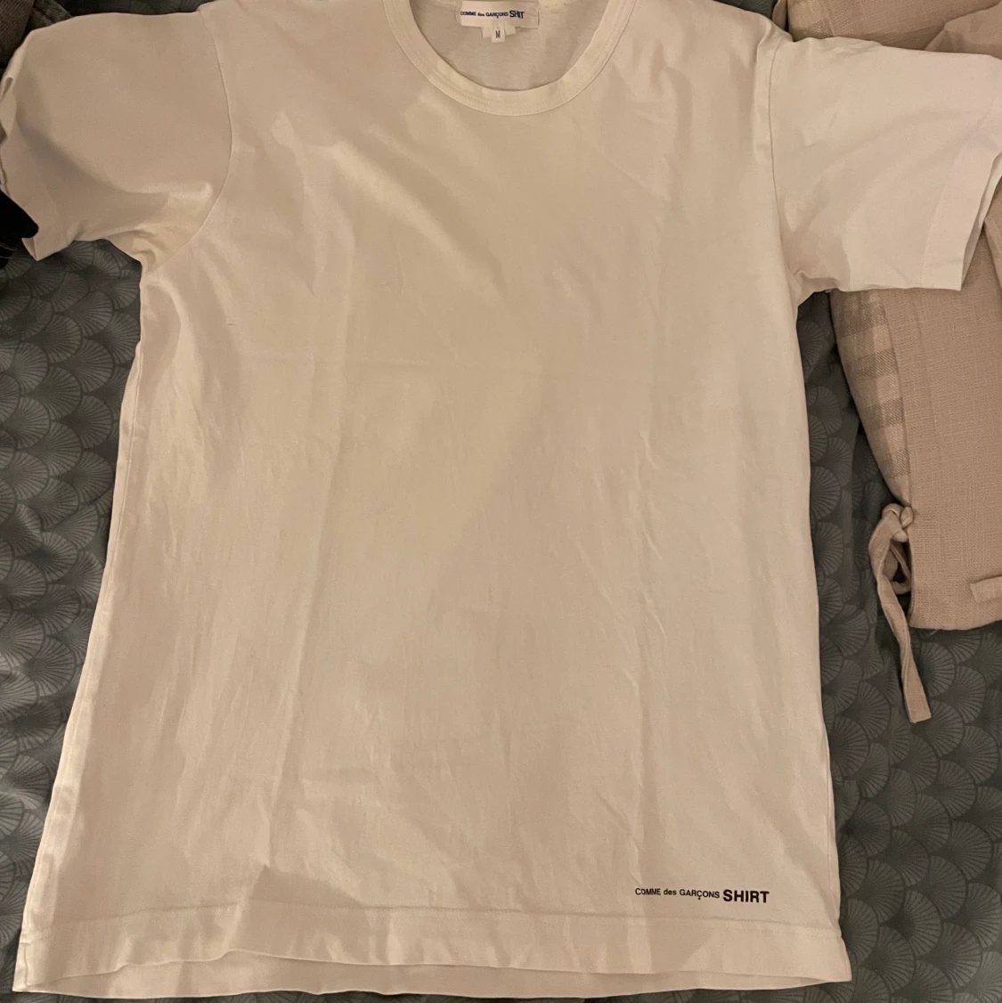 Cdg t-shirt size M  - 90