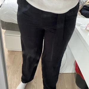 Bikbok byxor - Säljer även dessa pga att de inte andvänds, bra skick.