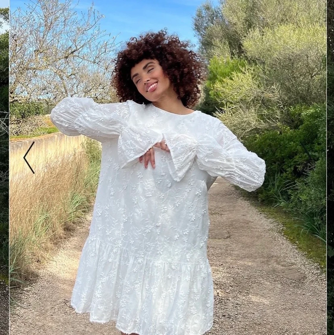 NAKD Klänning med detaljärmar  - 90