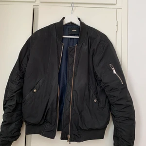 Bomberjacka  - Använt skick