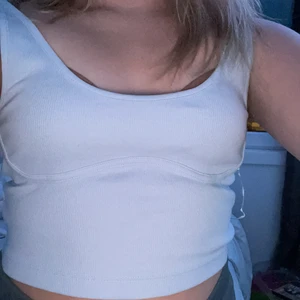 Storlek s topp blå Gina  - Gina topp köpte för 140kr säljer för 80kr