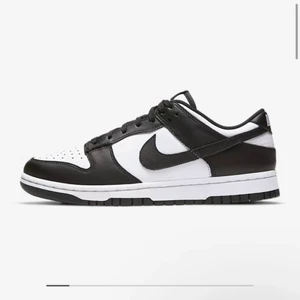 Nike dunk low panda  - Finns både i 36,5 och 37,5 