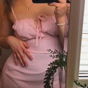 Klänning - Söt rosa klänning från HM