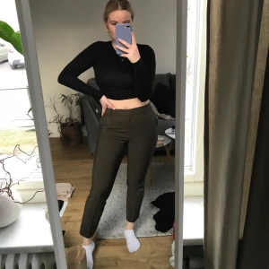 Kostymbyxor  - Aldrig använda bruna kostymbyxor!