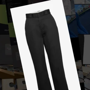 Dickies byxor  - Säljer mina dickies byxor då jag aldrig använder dom mer. Fint skick, köparen står för frakten! Nypris 699kr (knappt använda heller) 