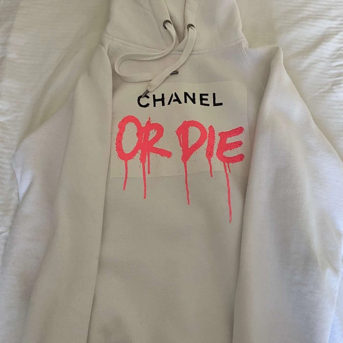Chanel or die - Medium