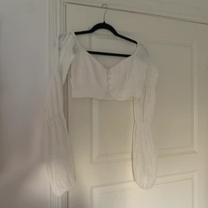 Topp - Så fin sommartopp, Angelica blick x Nakd. Har även matchade byxor om man är intresserad. Kan skicka fler bilder 