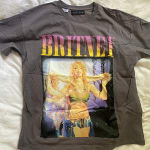 Ascool Britney tröja som tvärt inte används